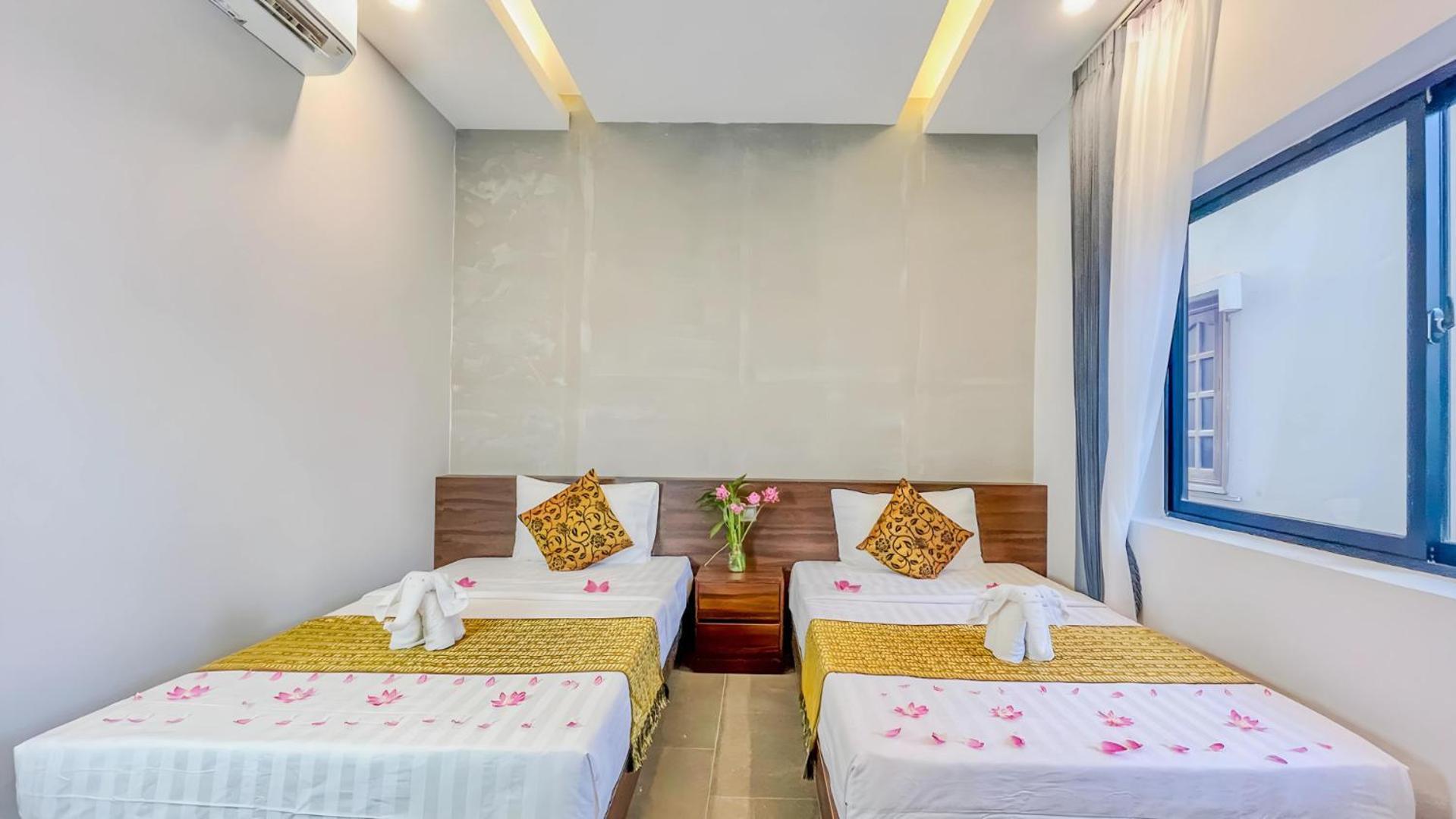 The Luxury Hotel Siem Reap Exterior photo
