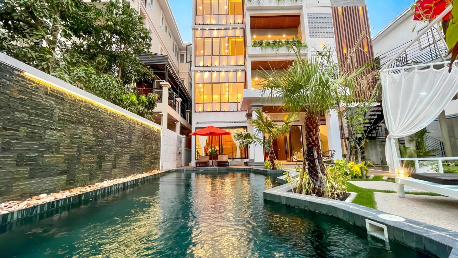 The Luxury Hotel Siem Reap Exterior photo