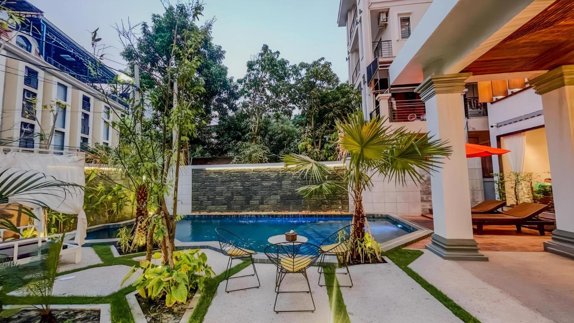 The Luxury Hotel Siem Reap Exterior photo