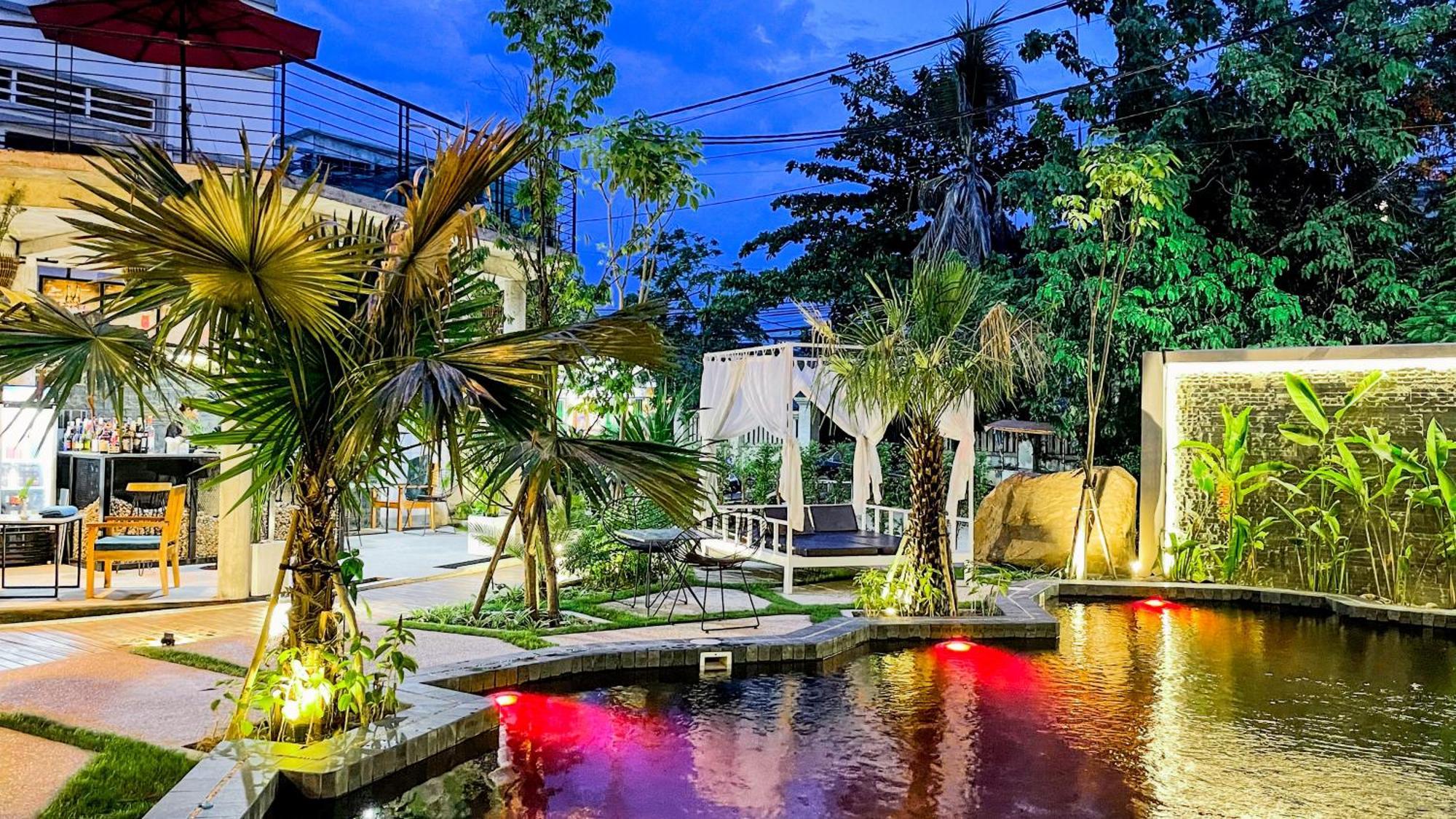 The Luxury Hotel Siem Reap Exterior photo