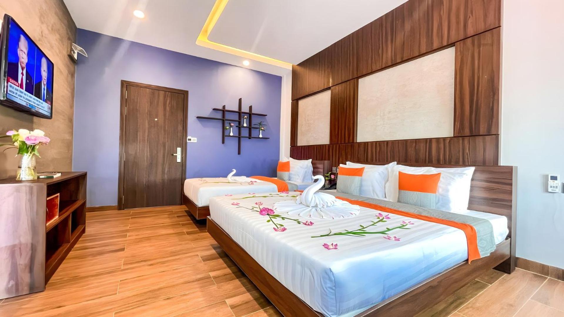 The Luxury Hotel Siem Reap Exterior photo